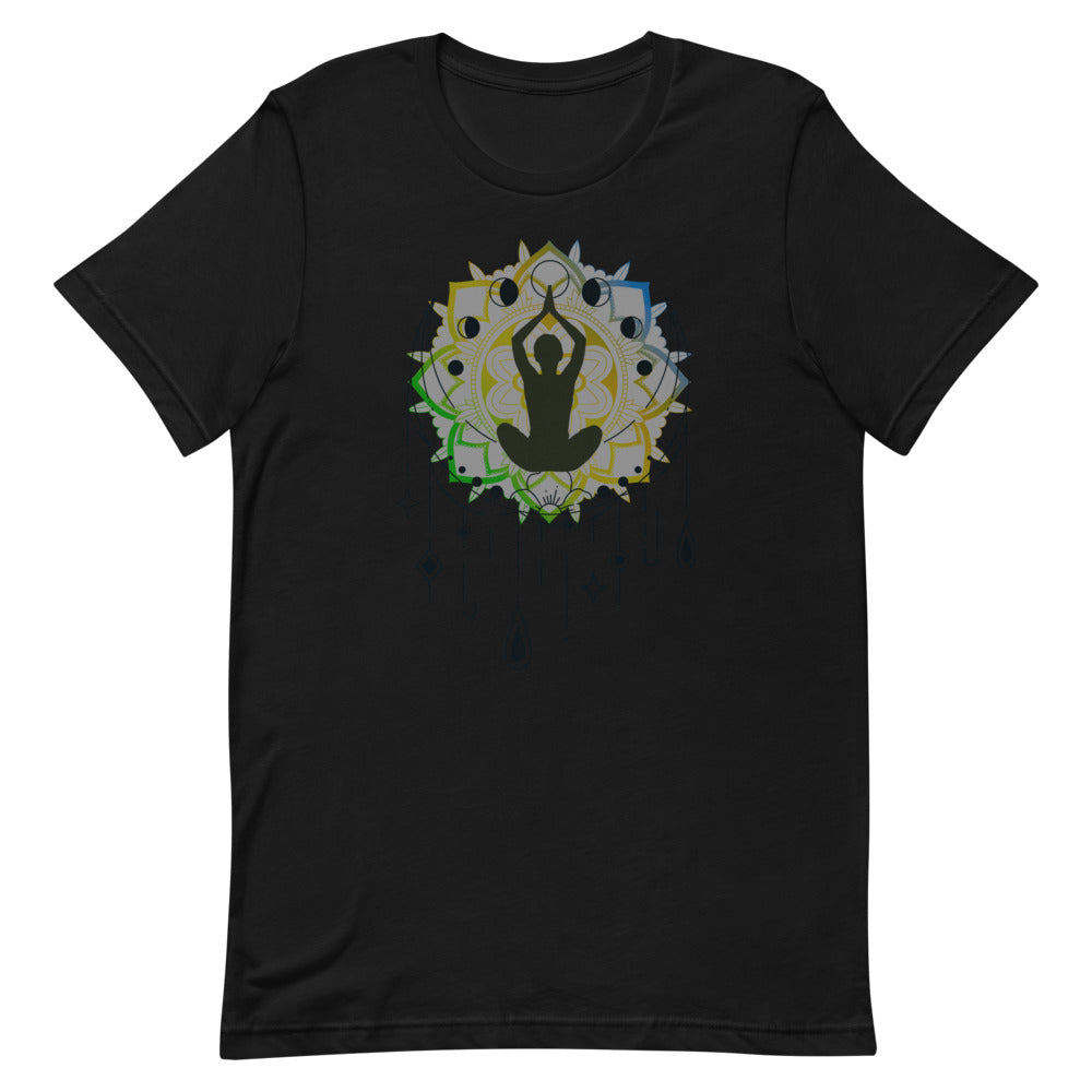 T-shirt avec Silhouette Méditative et Mandala Lunaire – Céleste et Apaisant