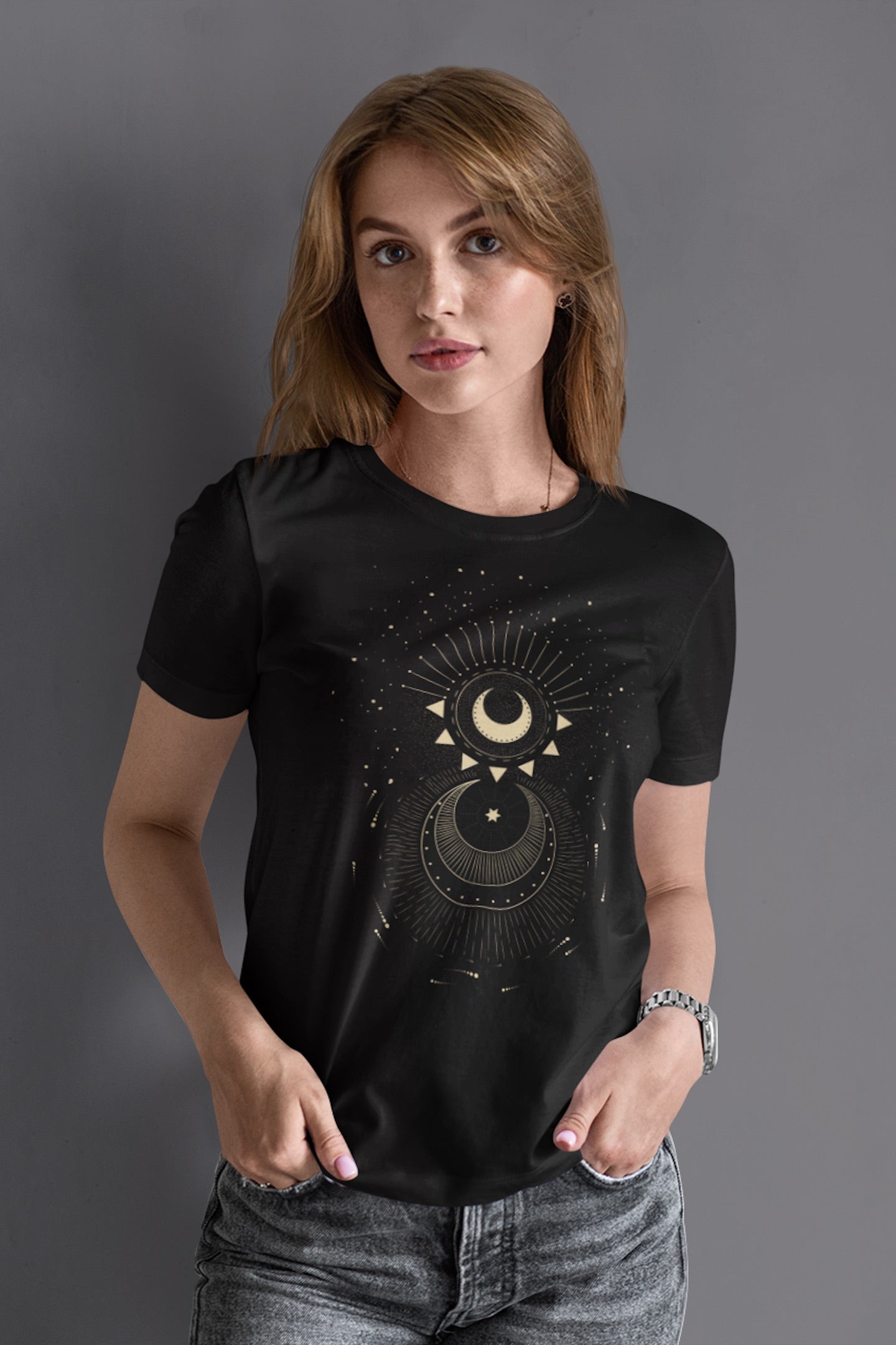 T-shirt Lunes et Motifs Célestes – Bohème et Cosmique