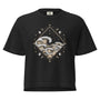T-shirt épais boxy noir avec motif vagues célestes au recto, 100% coton américain, style cosmique décontracté.