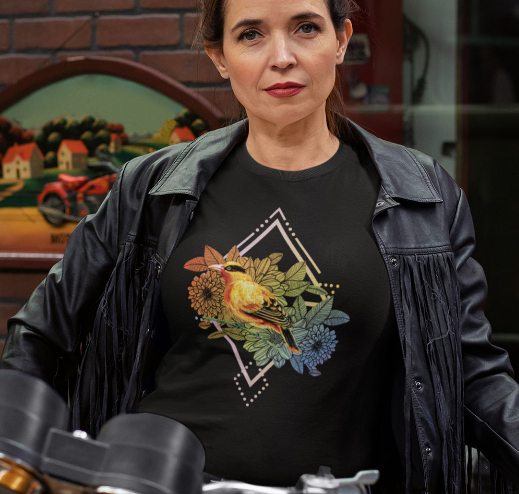 T-shirt Oiseau Fleurs Géométriques – Bohème et Coloré