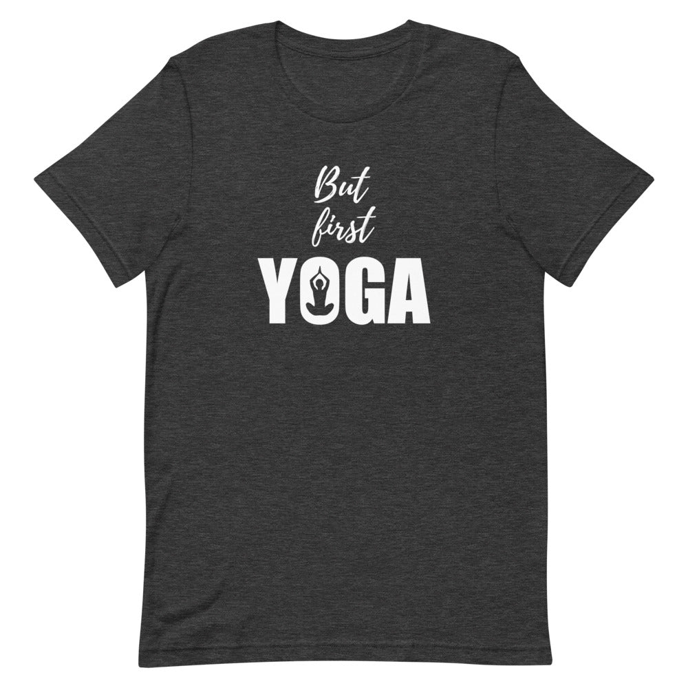 T-shirt "But First Yoga" avec Silhouette Méditative – Décontracté et Inspirant