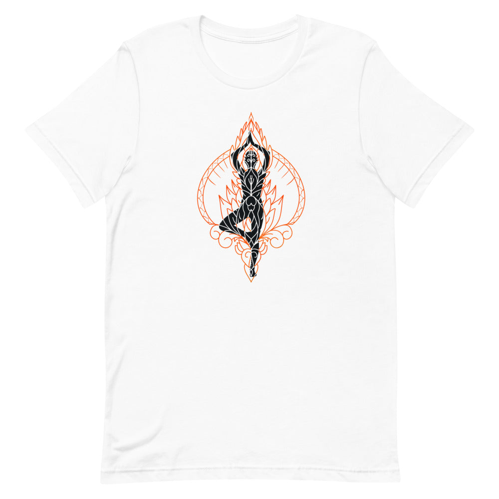 T-shirt avec Silhouette de Yoga en Pose d'Arbre et Flamme Orange – Énergique et Enraciné