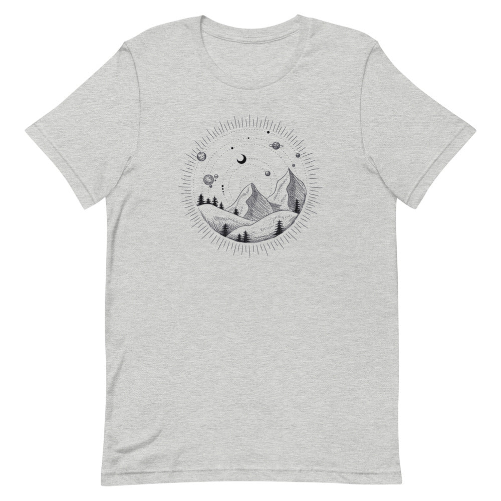 T-shirt Montagnes & Motifs Célestes – Bohème et Serein