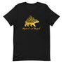 T-shirt noir unisexe avec un design bohème d’un ours doré intégrant un paysage montagneux et forestier, accompagné du texte "Mystical and Magical" en écriture cursive dorée.