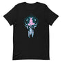 T-shirt noir unisexe avec un design mystique affichant une silhouette méditative rose en position de lotus, intégrée dans un attrape-rêves bleu et blanc orné de plumes pendantes.