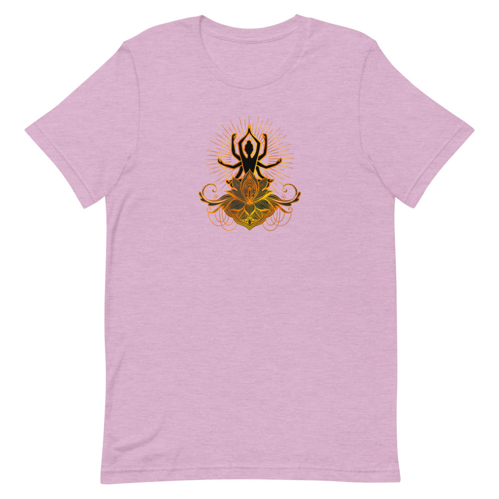 T-shirt avec Silhouette de Yoga et Lotus Doré avec Rayons – Lumineux et Inspirant